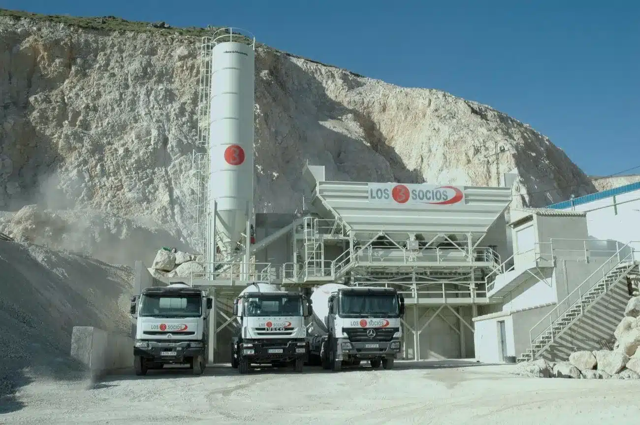 Movimientos de tierras, demoliciones y obras - Imagen 7